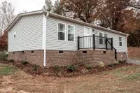 Cellar Creek Guest House5 Minutes from The Zoo