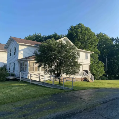 Finger Lakes Escape: Spacious 5-Bedroom Retreat in Canandaigua
