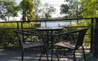 Tunny Home - Condos
