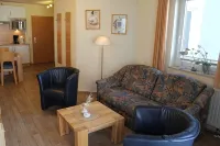 Close to the beach Living at the marina - Homestays