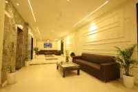 Hotel East Gate by Vablis Hospitality - Hot Tub