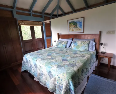 New Moon - Beautifully Built Cottage with Views of Coral Bay - balcony