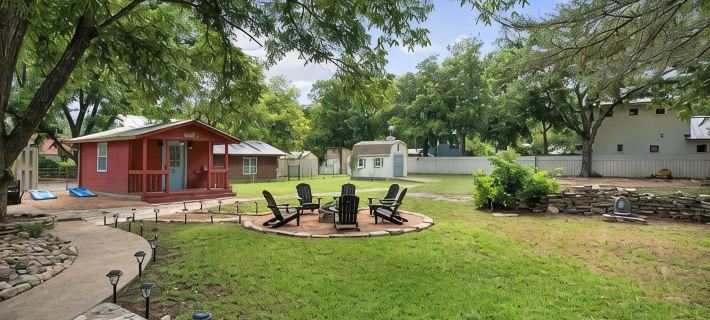 Pecan Retreat-Half Mile to Main Hotels in Fredericksburg