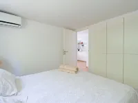 Apartment in Maspalomas with spacious garden, 30 m to the beach. Private garage