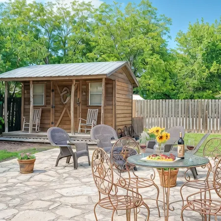 Texas Charm Texana - 15 Min Walk to Main
