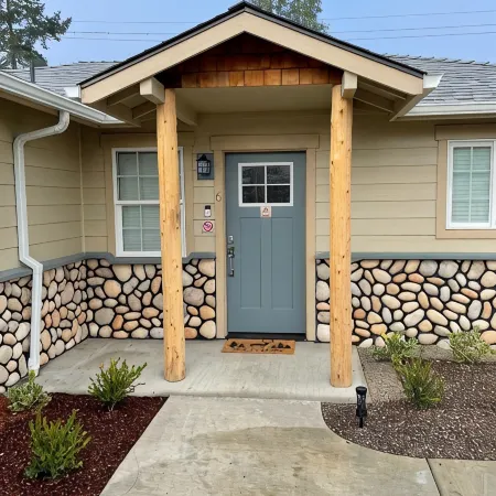 Riverside Cabin 6