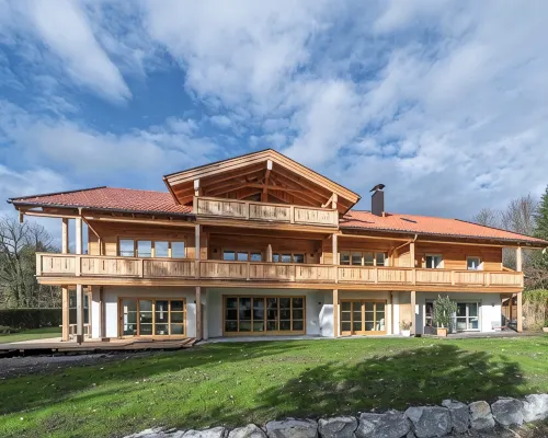 Luxurious alpine chalet at Hirschbach 렌그레스 호텔
