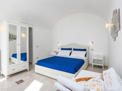 Villa Salice with private hot tub and solarium