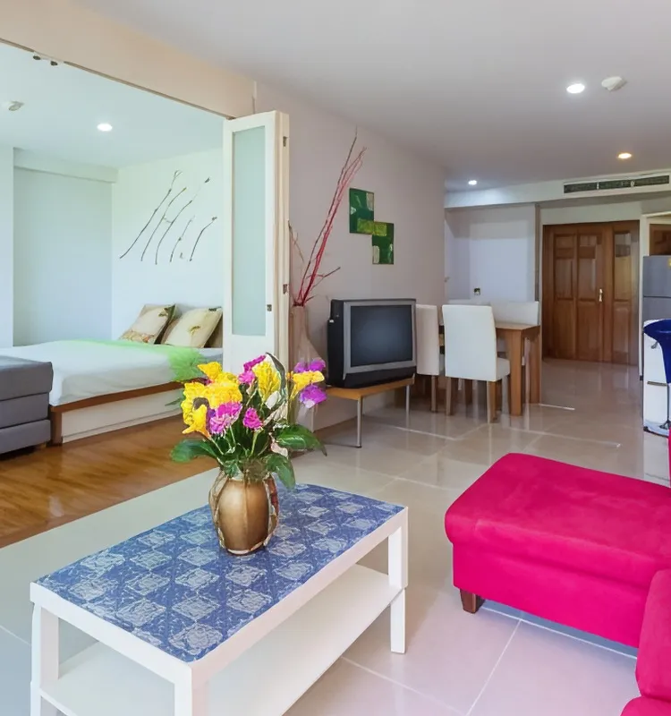 2 Bedroom Apartment with Pool View (No Wifi in Room)