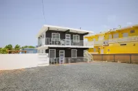 R&V Combate Beach House for 12 with Private Pool - 3-Star