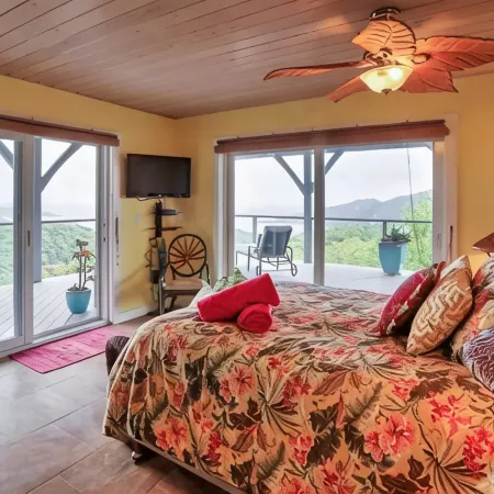 Breathtaking Panoramic Views of the British Virgin Islands from hot tub & pool!