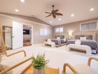 @ Marbella Lane - Charming 4BR Bungalo for Relaxing Retreat Hotels in Fullerton