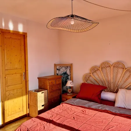 Bright south-facing apartment, 12m2 balcony, splendid view of the resort at the foot of the slopes