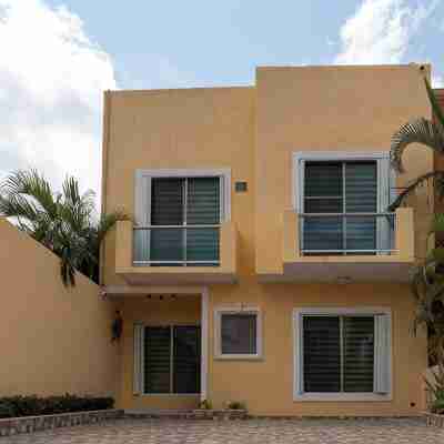 Luxury House 25 for 6-7 p, with Pool Cancun! Hotel Exterior