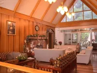 Villa Silvina Hotel and Restaurant