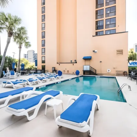 Aqua Beach Inn