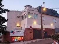 Mellow Barcelona Hotel dekat Stasiun Metro Maragall