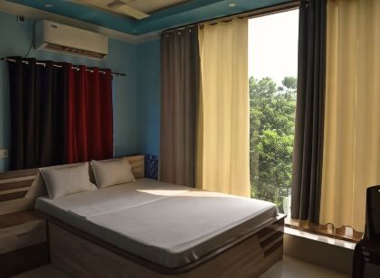 Hotel Meridian 	(Murshidabad)