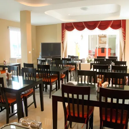 Thada Chateau Hotel