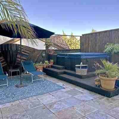 In SLO, Bright, 5-Bed 3-Bath, Safe Neighborhood with EV Charger Hotel Exterior