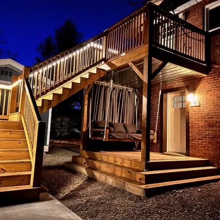 Modern & Cozy, Minutes to Airport & WNC Ag Center