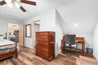 Backwoods Bungalow - 3-Star