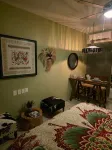The Bird’s Nest Studio: Steps from the Beach - balcón