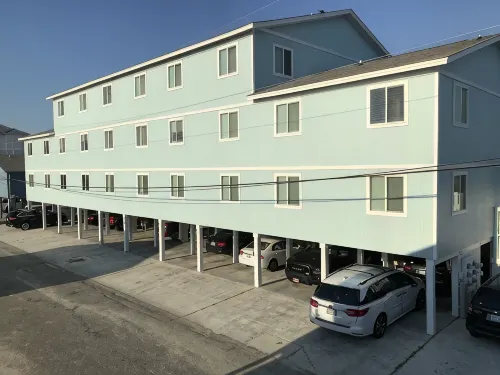 CORAL SURF C-1 CONDO OCEANFRONT WITH 2 BR AND 2 BTH.  PRIVATE 240V EV CHARGER - 4 estrellas