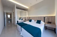 Apartamentos la Laguna I Luxury Apartments - Pool