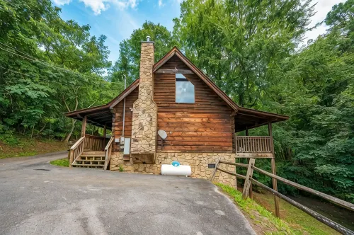 Sunrise Woods Retreat - Chalets