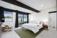 New Modern Custom Home, Located in Beautiful Carefree, Arizona