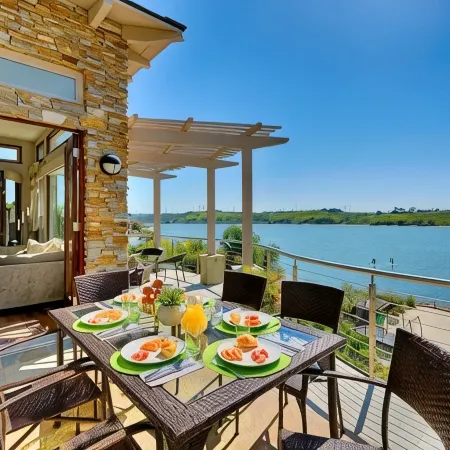 Villa Bahia Your Waterfront Private Beach Retreat in Beautiful Carlsbad
