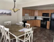 Nice, quiet townhouse with garage. Nicely landscaped and fenced in backyard. - Kitchenette