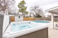 LAKE HEFNER 🎣 SWIMMING POOL 🏊 HOT TUB GAME ROOM 🎱 POOL TABLE 🐶 - Villas