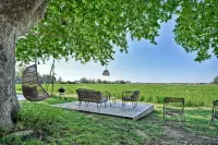 La Maison de Campagne , in Provence Gîte with swimming pool and bicycles - WiFi