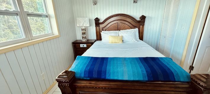 Ooh Lala Love Suite. Come and Relax. Hotels in Northside