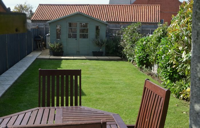 Fuzzy Duck Cottage. Over 100 5 star reviews on Trip Advisor. Sleeps 4