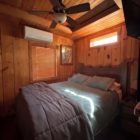 Cozy Cabin and Tubing!  Swim, Horses, Hiking, Lake-3 mi from Helen! Relax!