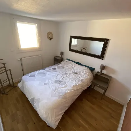 Apartment, swimming pool, park, 2 bedrooms and sleeping area, 6 adults, double terrace
