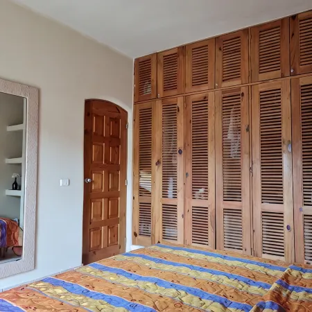 Beautiful 1BR in front of the beach with pool spa restaurant