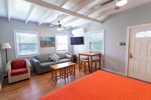 Treehouse Cottage at Cane Bay — walk to beach! - 2 estrellas