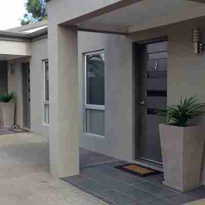 Silver Earth Accommodation Others