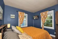 Mid-Century Cottage Beach Oasis