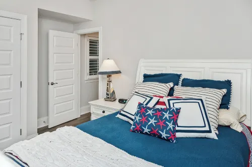Paradox Place--Cozy Apartment on Oak Island - 2つ星