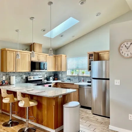Cozy and quiet Detached unit 1 bedroom in Beaverton area