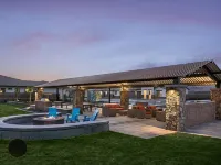 Cozy 1-Bedroom Getaway with 2 Comfy Beds – Perfect for Relaxation! - 3-Star