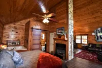 Vista Ridge Cabin, A Romantic Getaway in Helen, GA