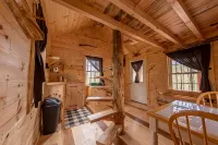 Dogwood Cabin - Off Grid - 3-Star