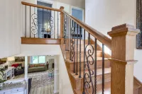 Orange Home with 2 King Bedrooms - Fun Patio Area - balcony