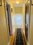 Gorgeous Home in Waltham quiet, family-friendly neighborhood, 2 free parking! - Wi-Fi
